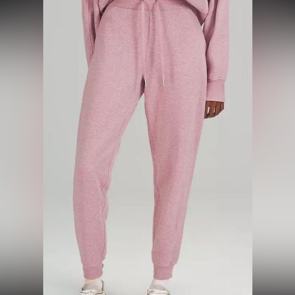 Pink lululemon scuba jogger!
